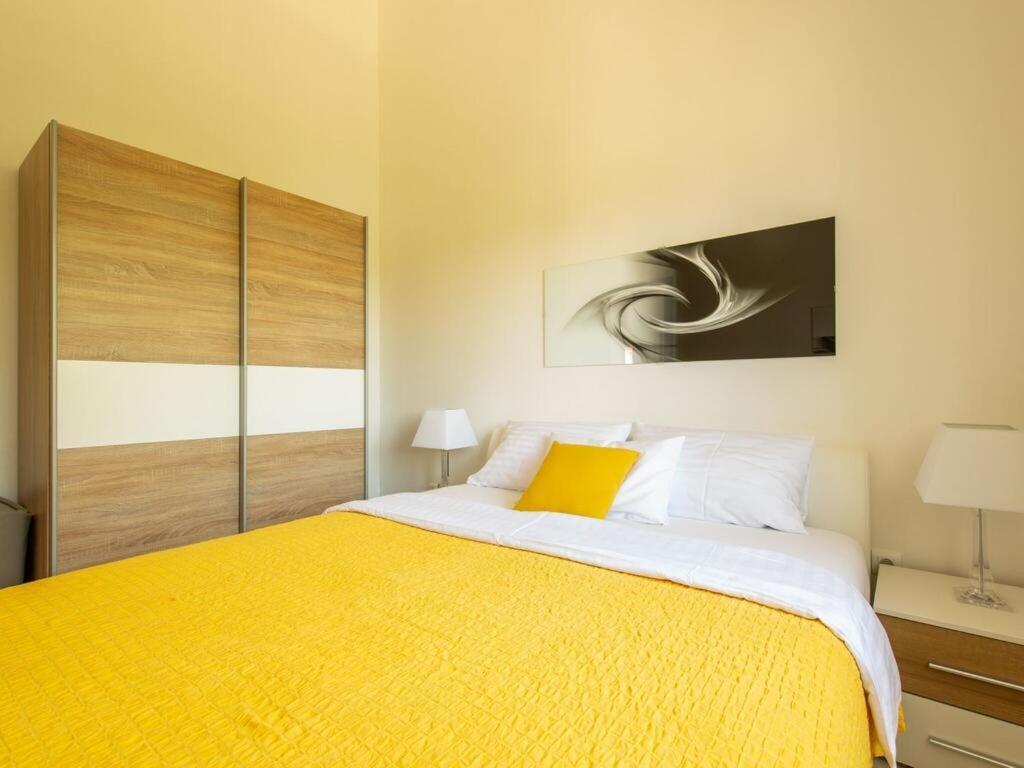 Apartmani Velic Vir Exterior photo